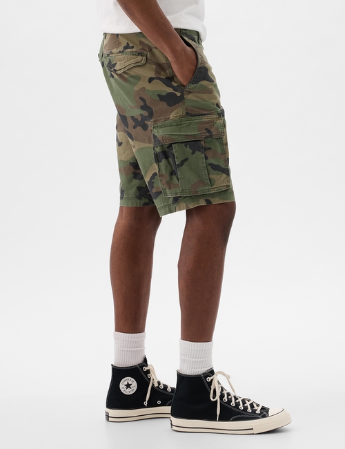 11" Relaxed Cargo Shorts