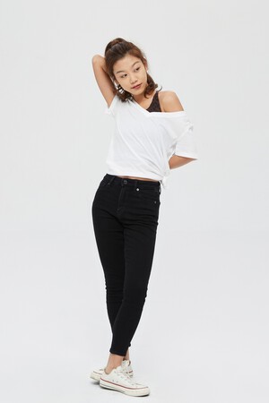 High Rise Universal Legging Jeans