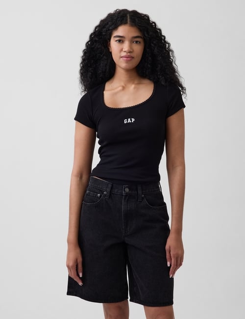 Ribbed Gap Logo Scoopneck Top
