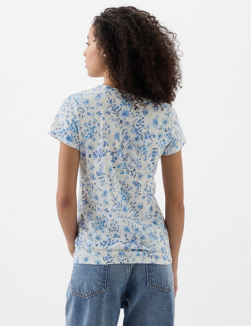 تي شيرت بشعار جاب بقصة ضيقة