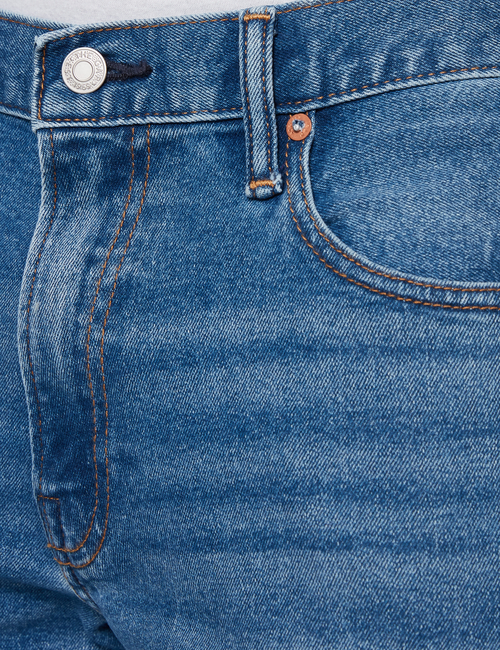 365TEMP Straight Performance Jeans in GapFlex