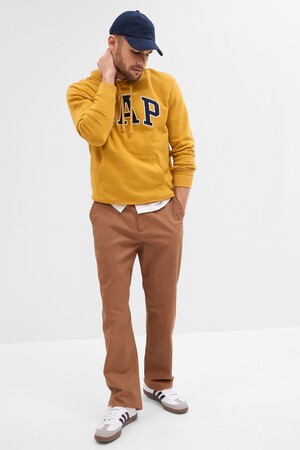 GapFlex Essential Khakis in Loose Fit with Washwell