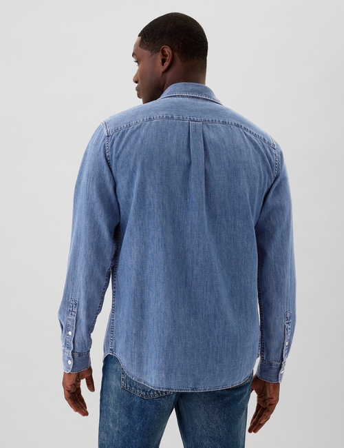 Denim Shirt in Standard Fit