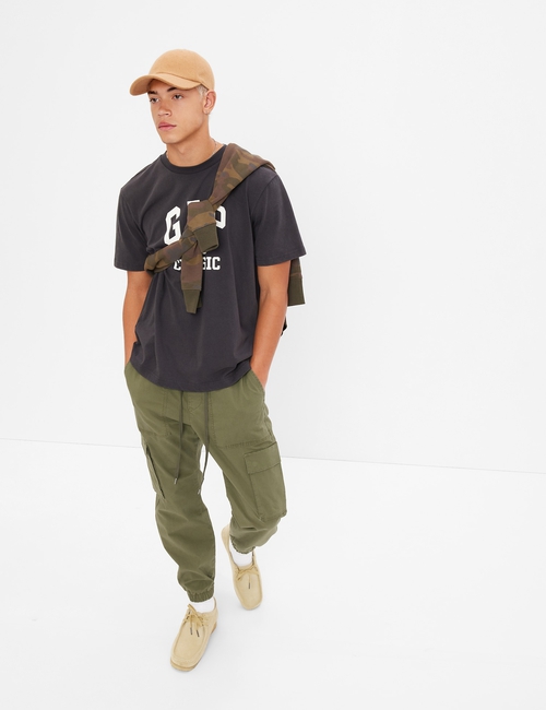 Cargo Joggers in GapFlex