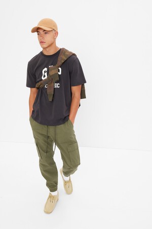 Cargo Joggers in GapFlex