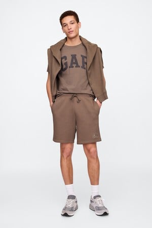 V-HERITAGE LOGO SHORT - 2026