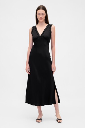 SL VNECK LACE TRIM MAXI DRESS