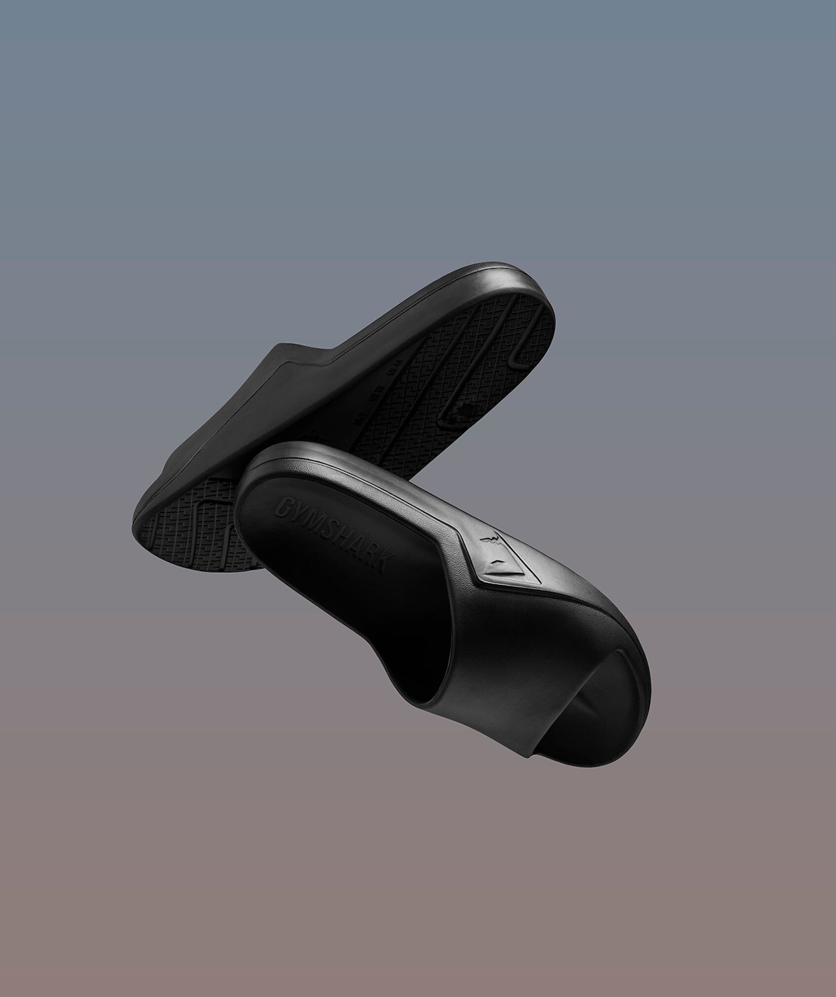 شبشب من تشكيلة يوم الراحة شبشب من تشكيلة يوم الراحة