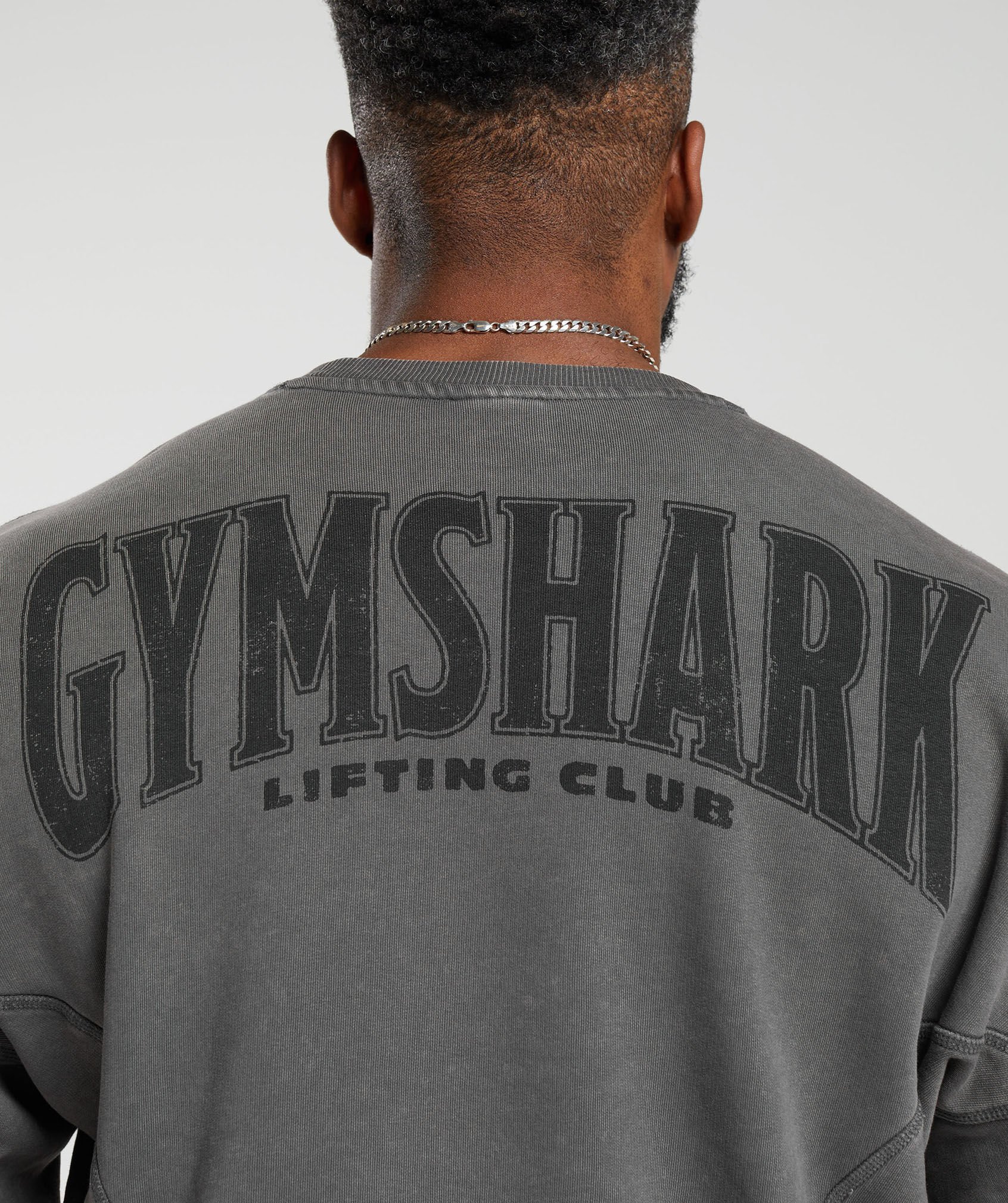 سويت شيرت هيرتدج بلون باهت