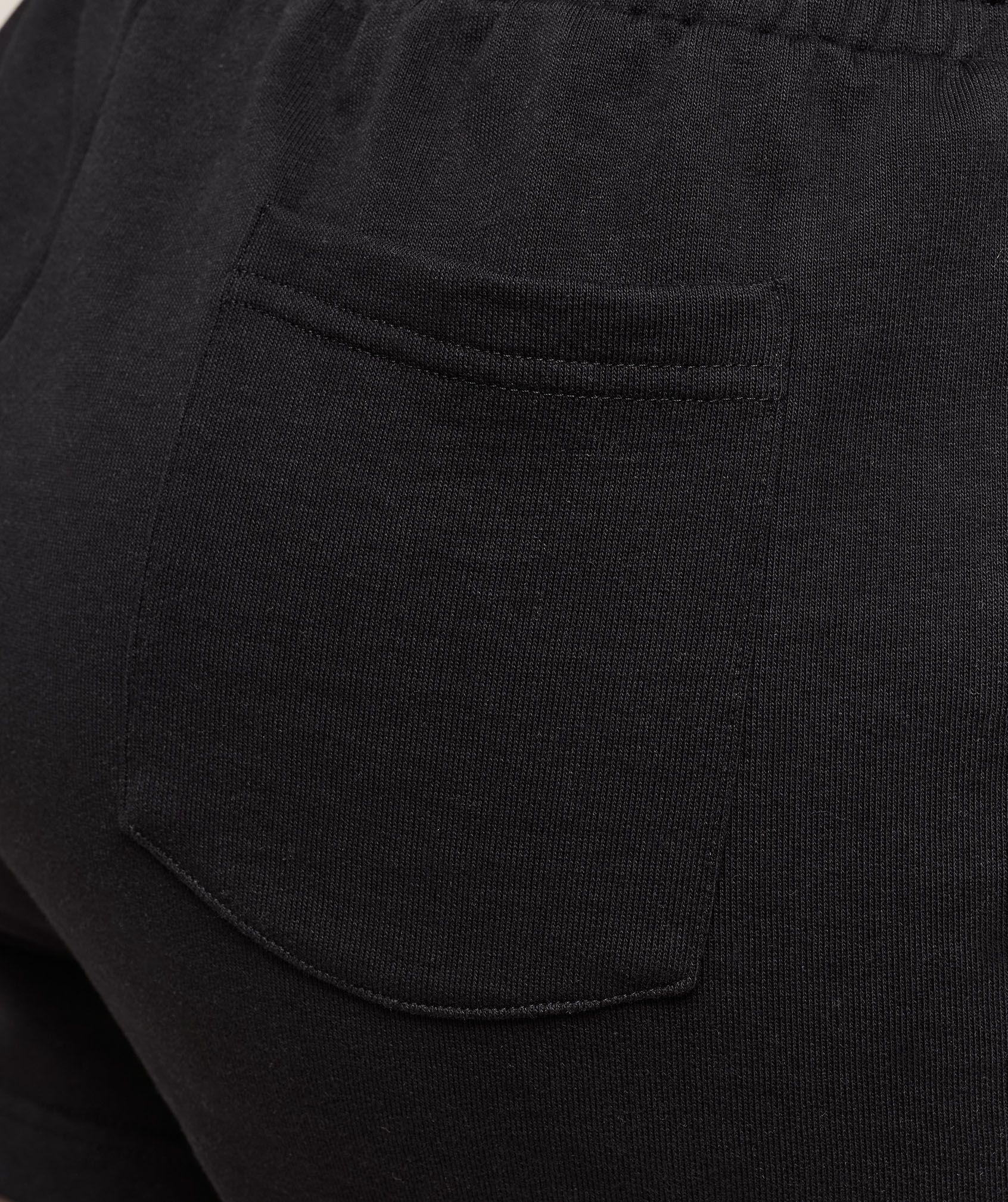 Cherry Weight Graphic Short Cherry Weight Graphic Short