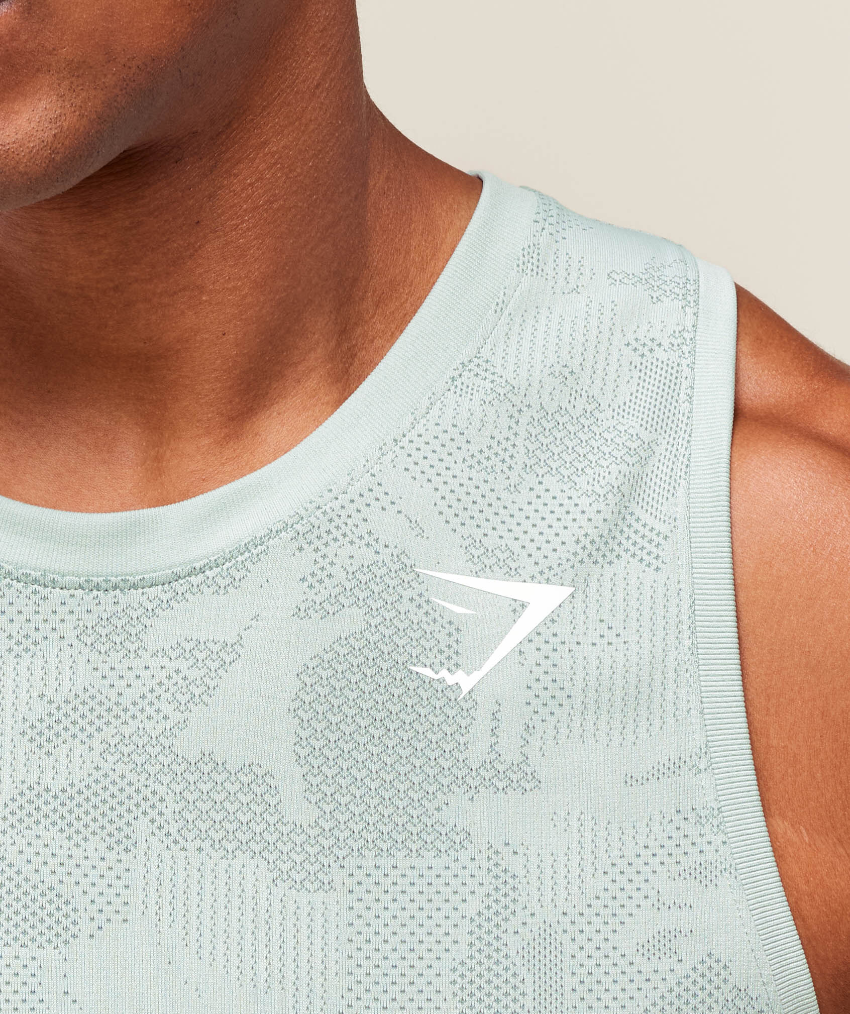 Geo Seamless Tank