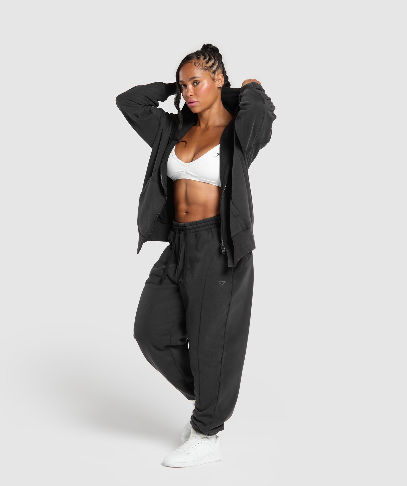 هودي جيمشارك باور بسحاب وقصة واسعة