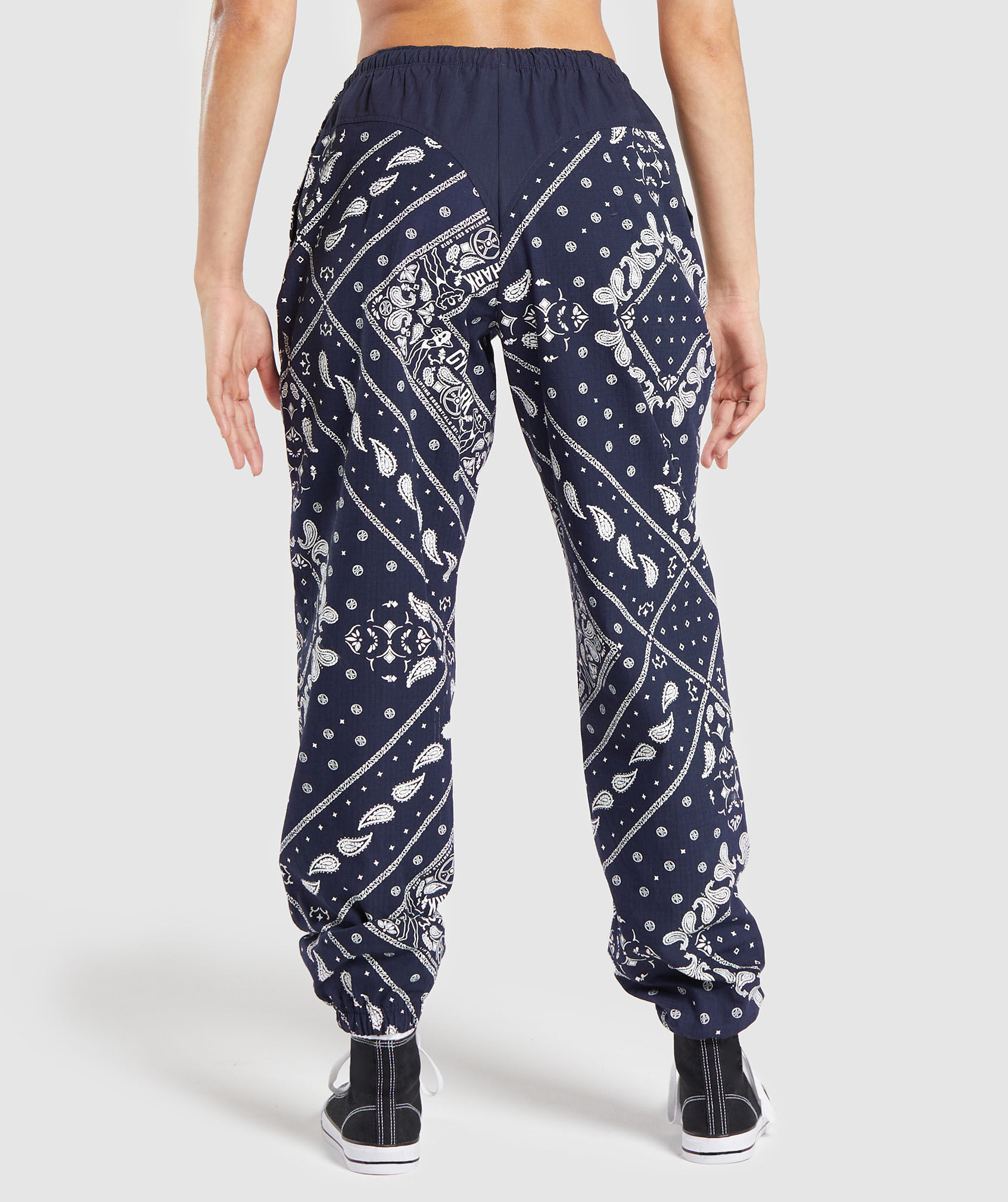Lifting Pump Pants