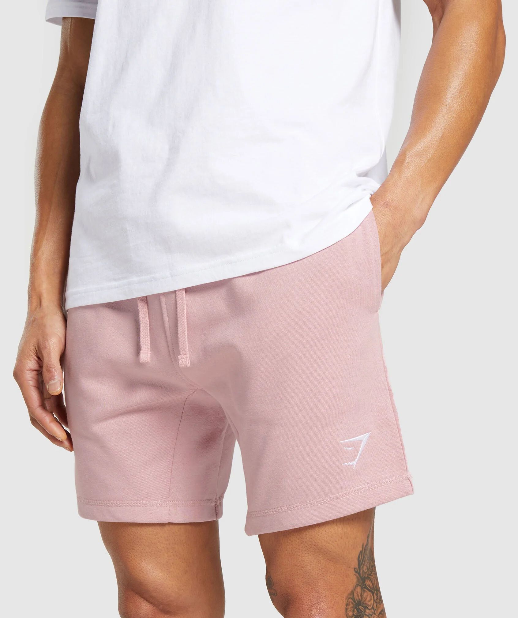 Crest 7" Shorts