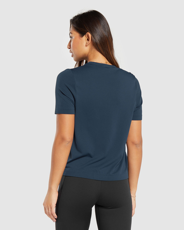 Everyday Seamless T-Shirt