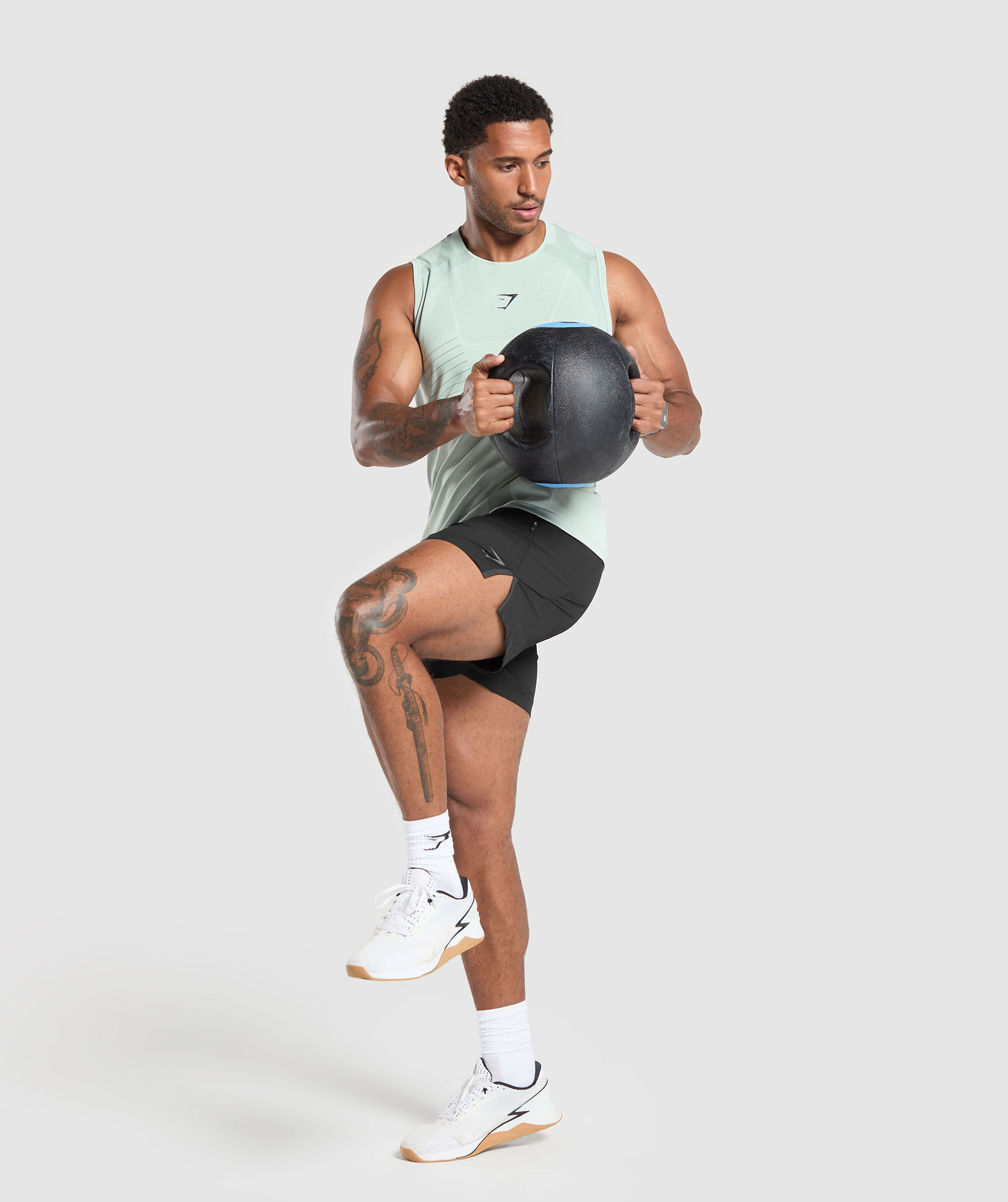 Apex Seamless Tank