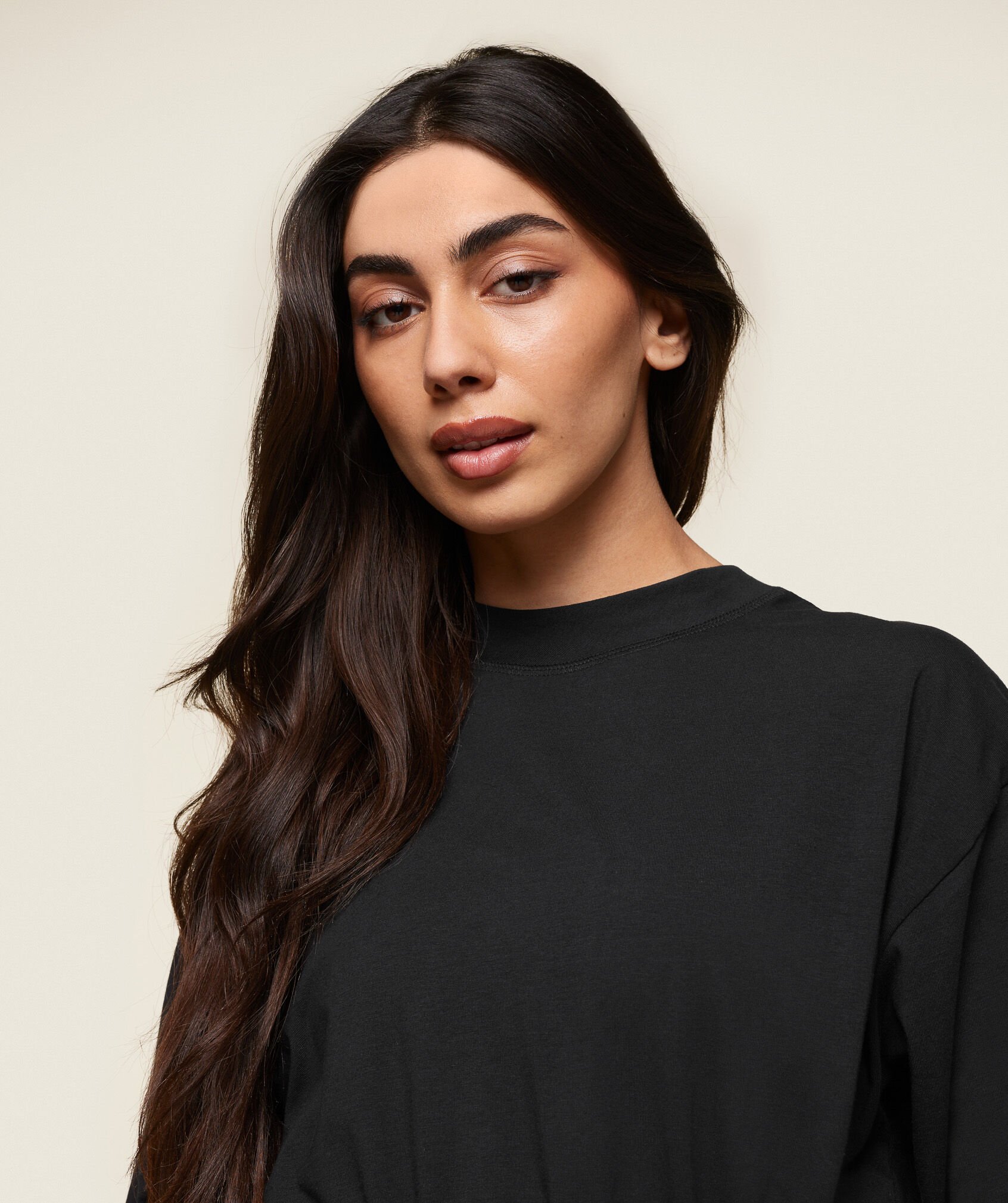 Shop GS x Leana Deeb Tunic Black - Gymshark Oman