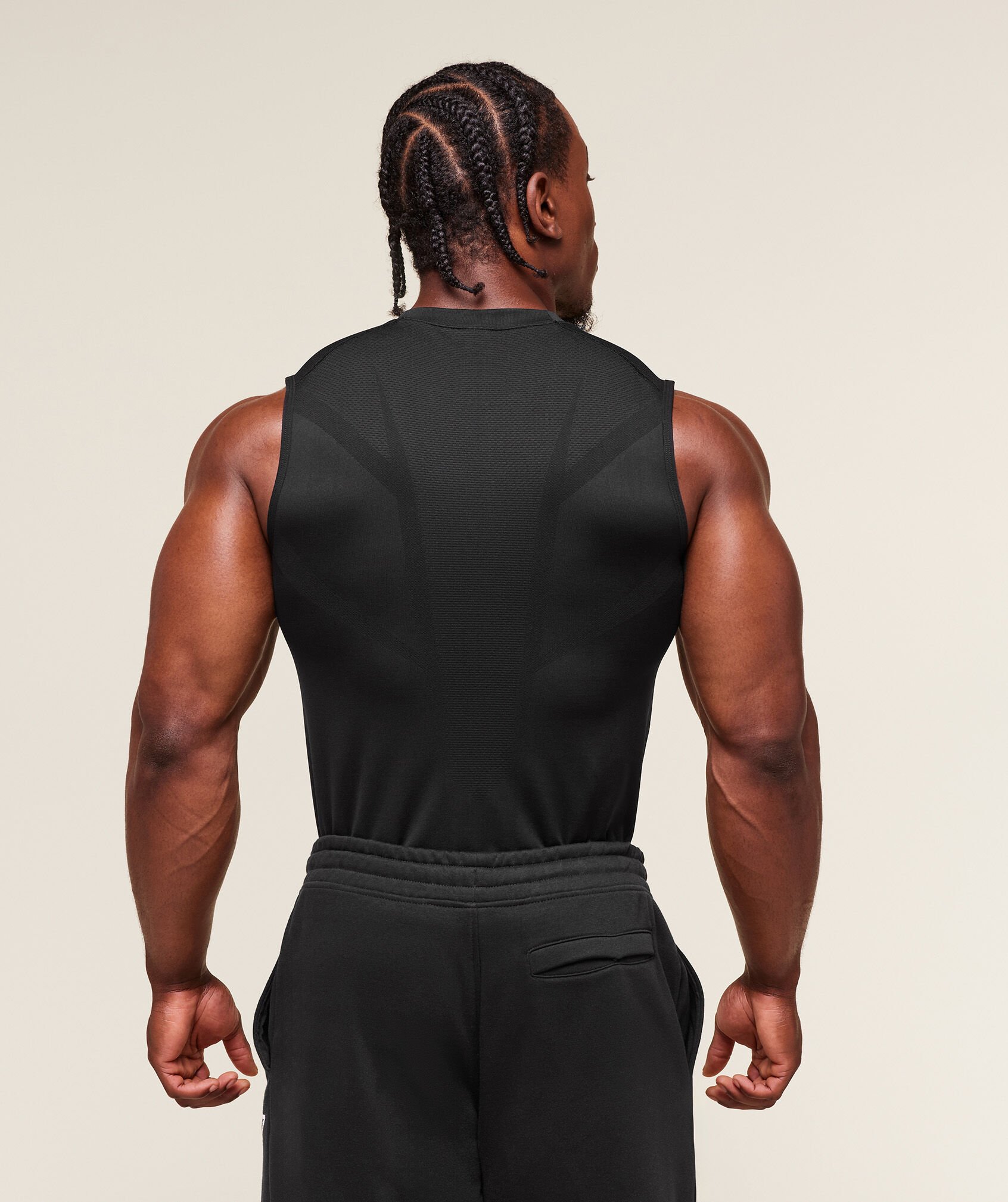 Shop Onyx 5.0 Seamless Tank BLACK/BLACK - Gymshark Jeddah & Riyadh