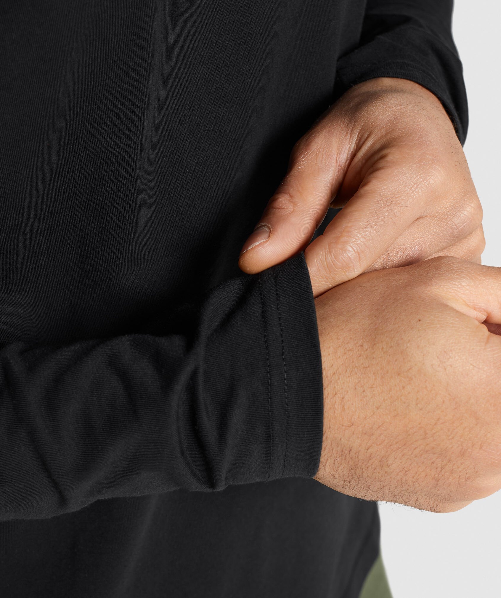 تيشيرت كريست بأكمام طويلة تيشيرت كريست بأكمام طويلة