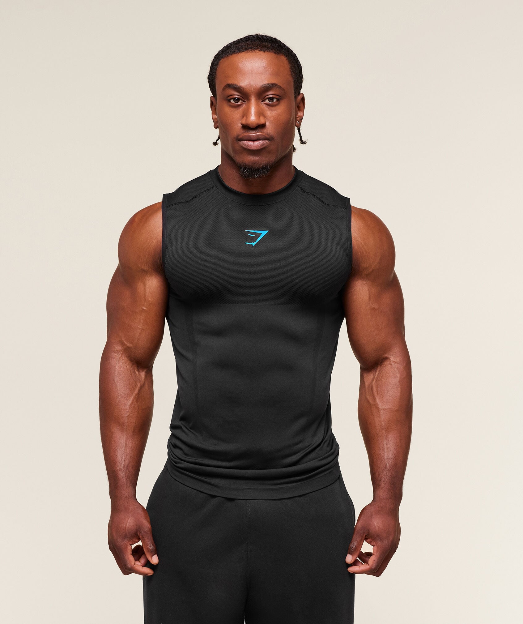 Shop Onyx 5.0 Seamless Tank BLACK/BLACK - Gymshark Jeddah & Riyadh