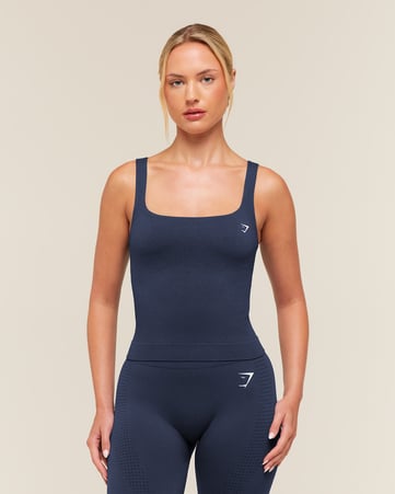 Vital Seamless Tank With Shelf