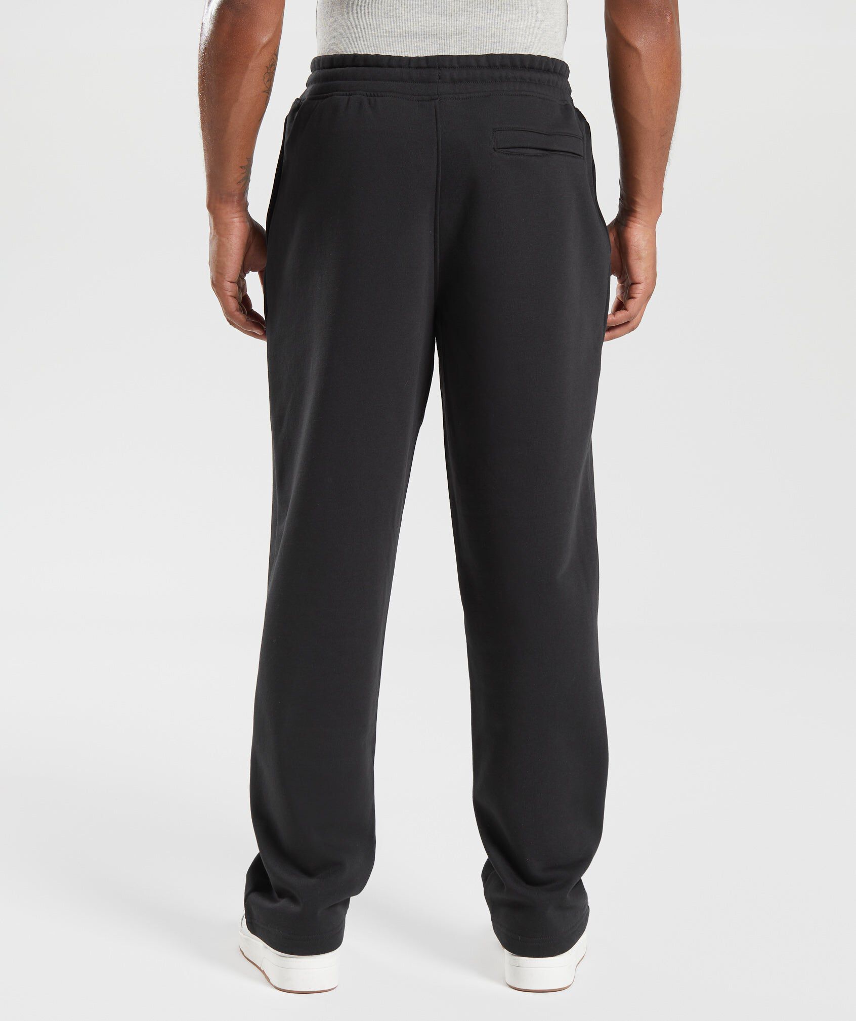 Shop Crest Straight Leg Joggers Black Gymshark Dubai UAE