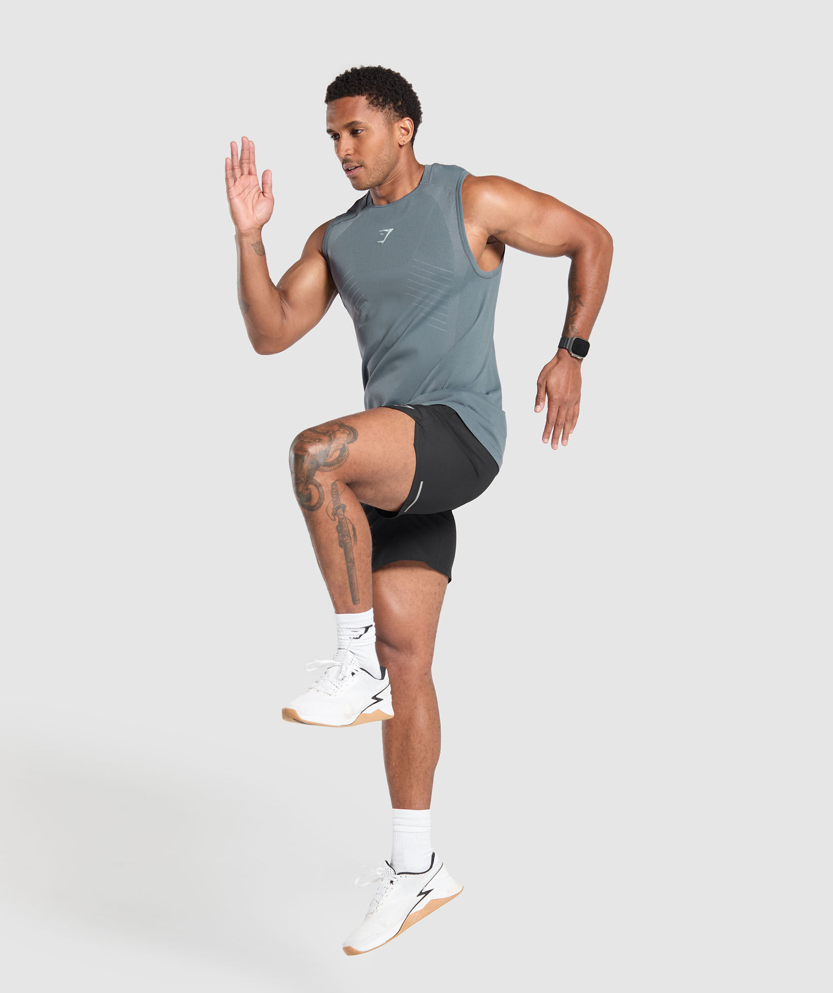 Apex Seamless Tank