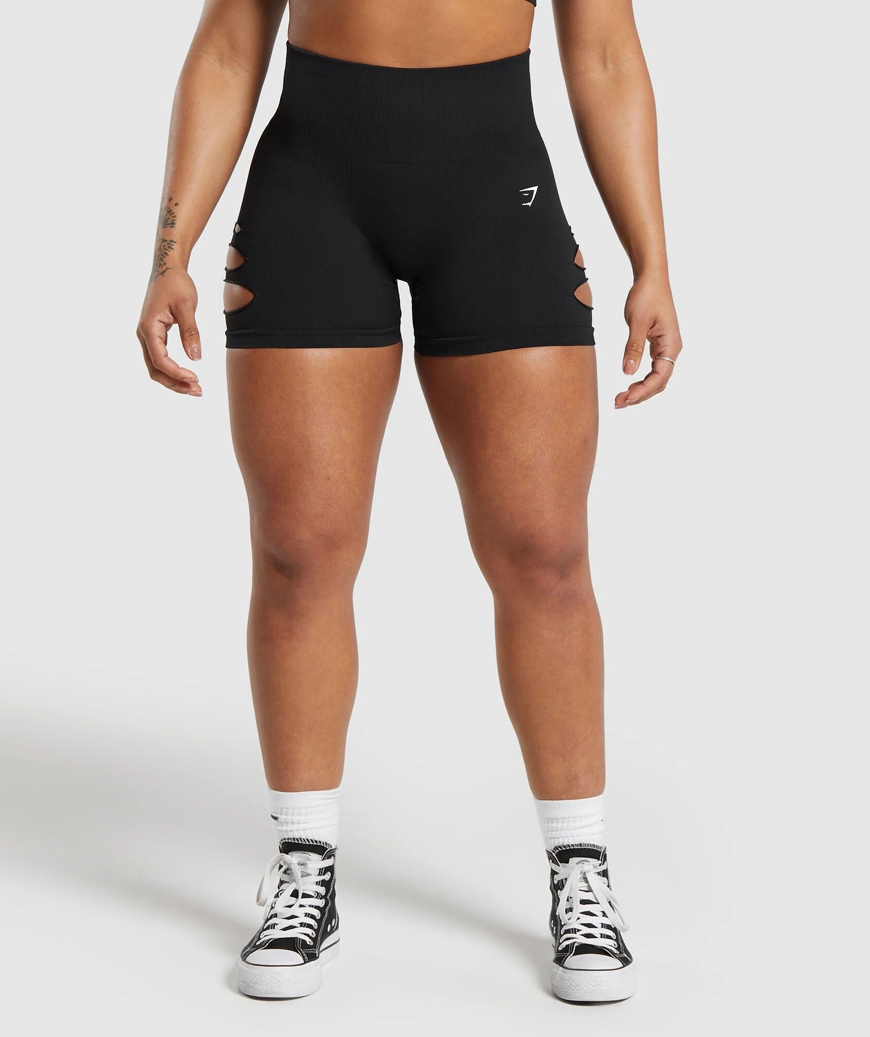 Gains Seamless Ripped Short