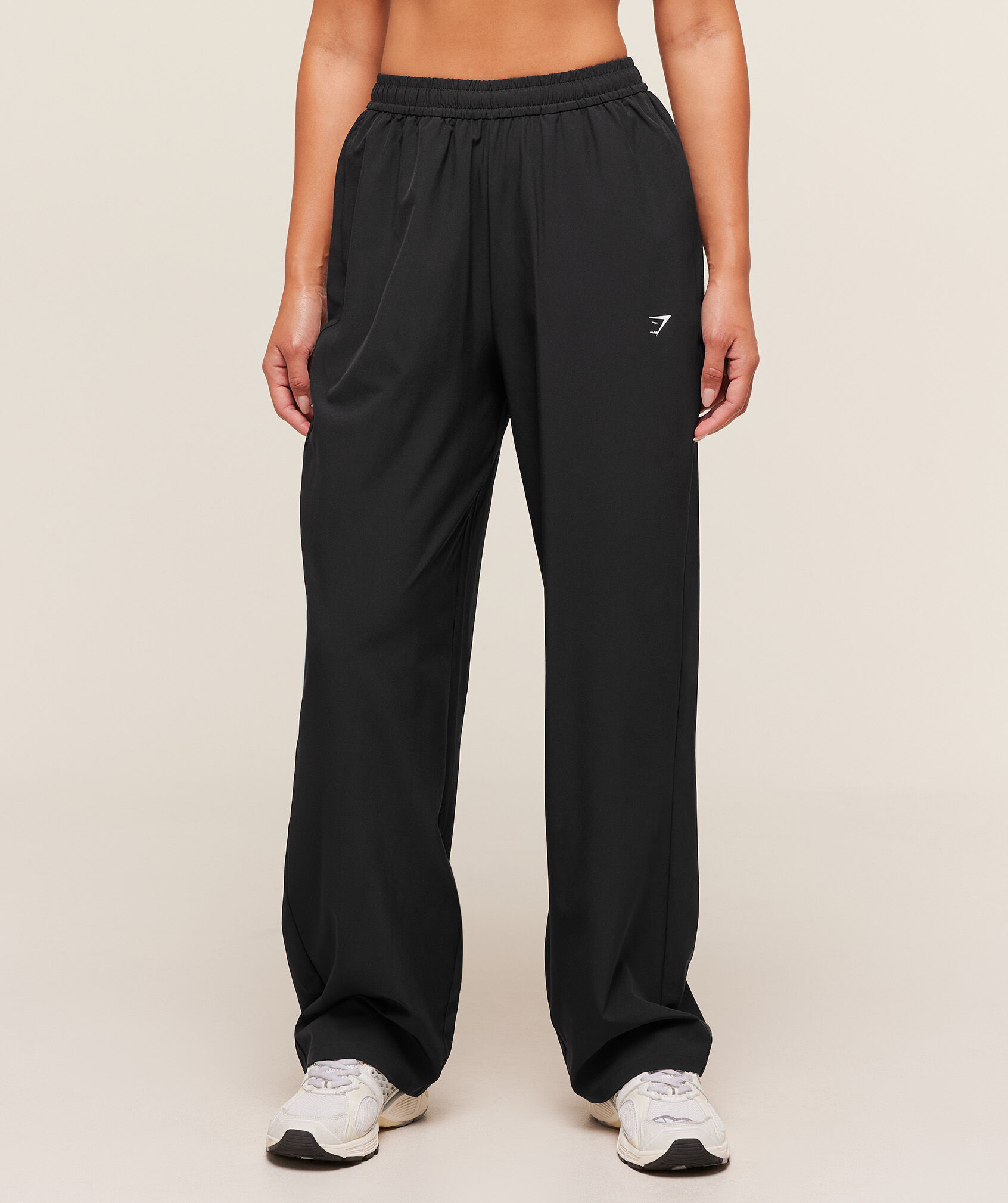 Training Everyday Woven Straight Leg Pants