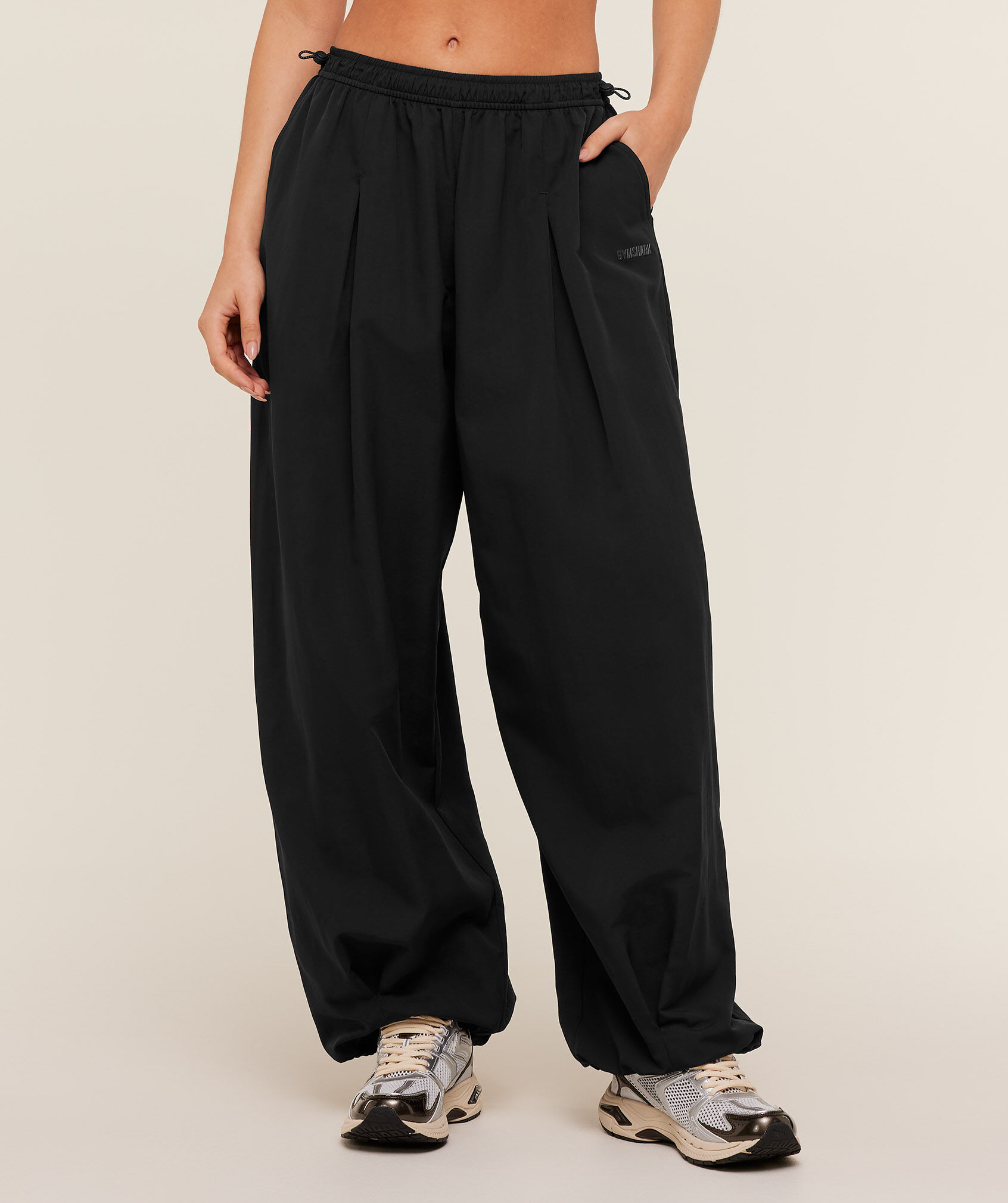 Weekend Lifestyle Parachute Pant