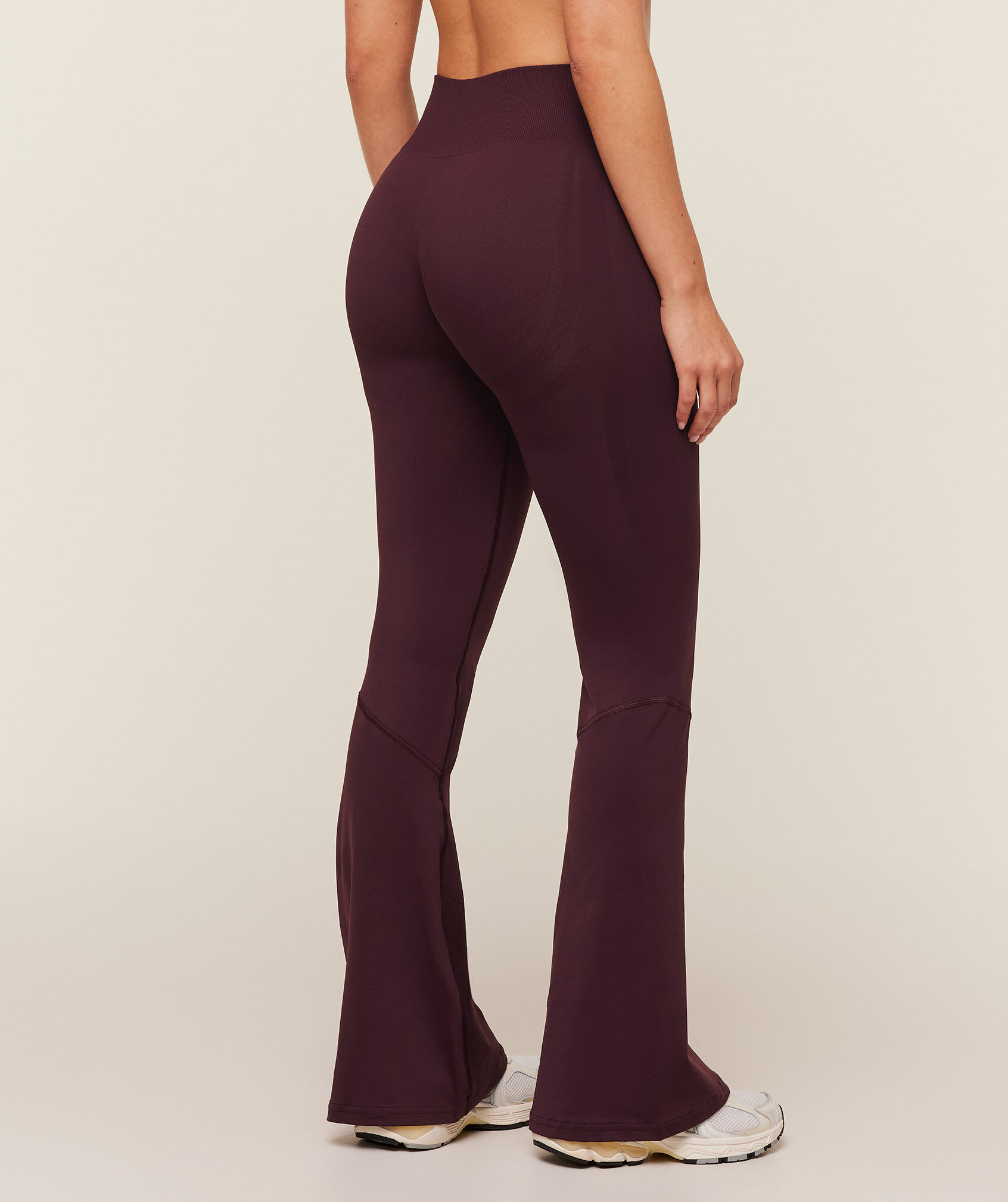Light Hold Flared Legging