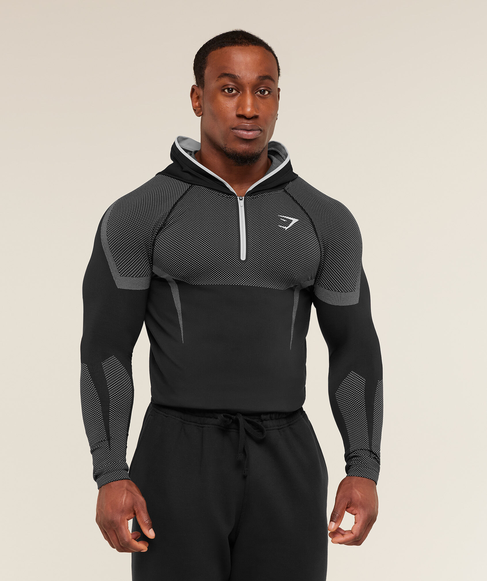 Shop Onyx 5.0 Seamless Hoodie Black/ Light Grey - Gymshark Dubai, UAE