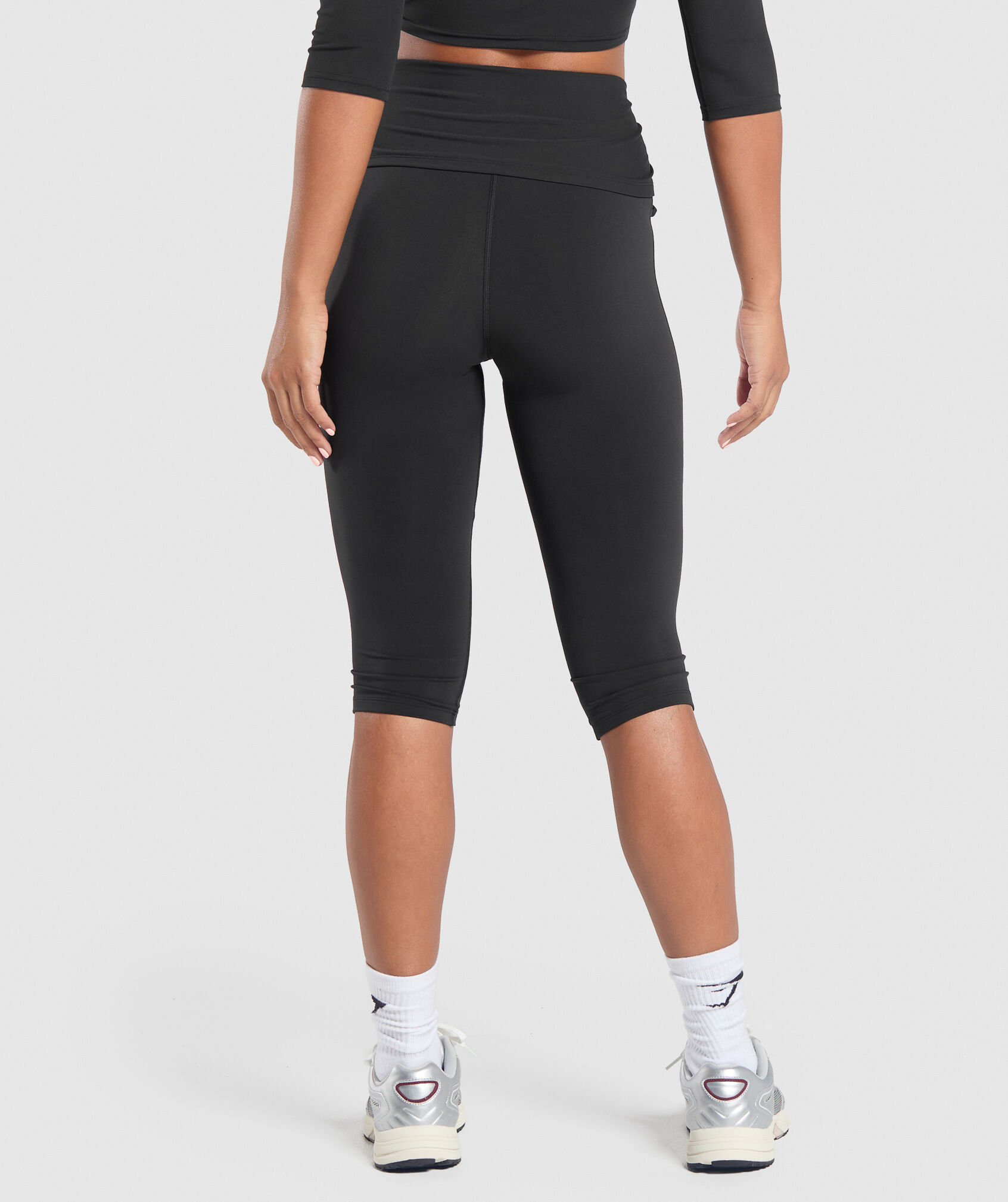 Ruched capri pants store