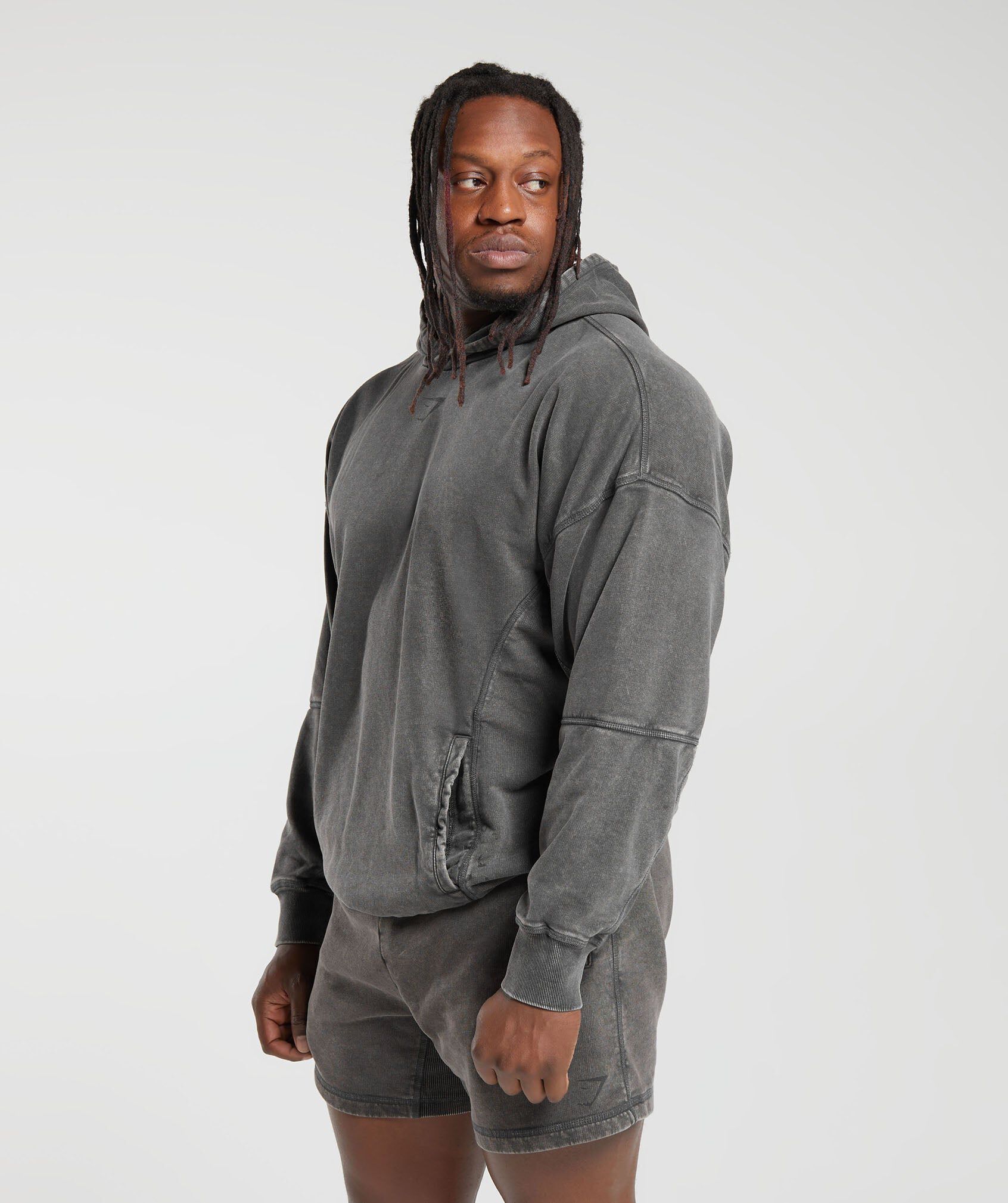 Shop Men s Hoodies Sweatshirts Gymshark Kuwait