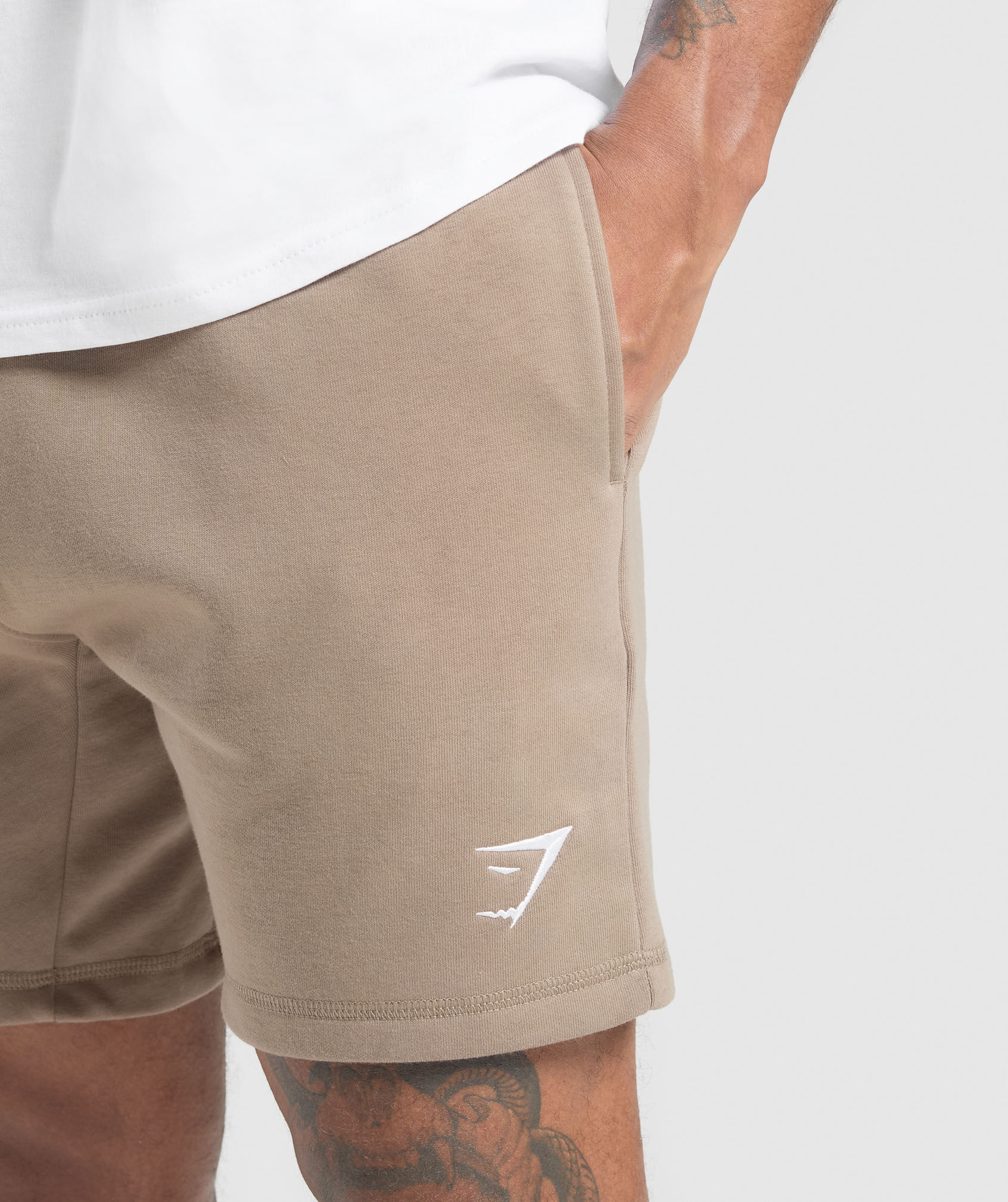 Crest 7" Shorts