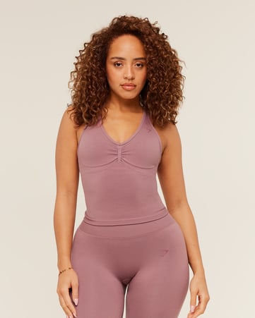 Lift Seamless Tank with Shelf