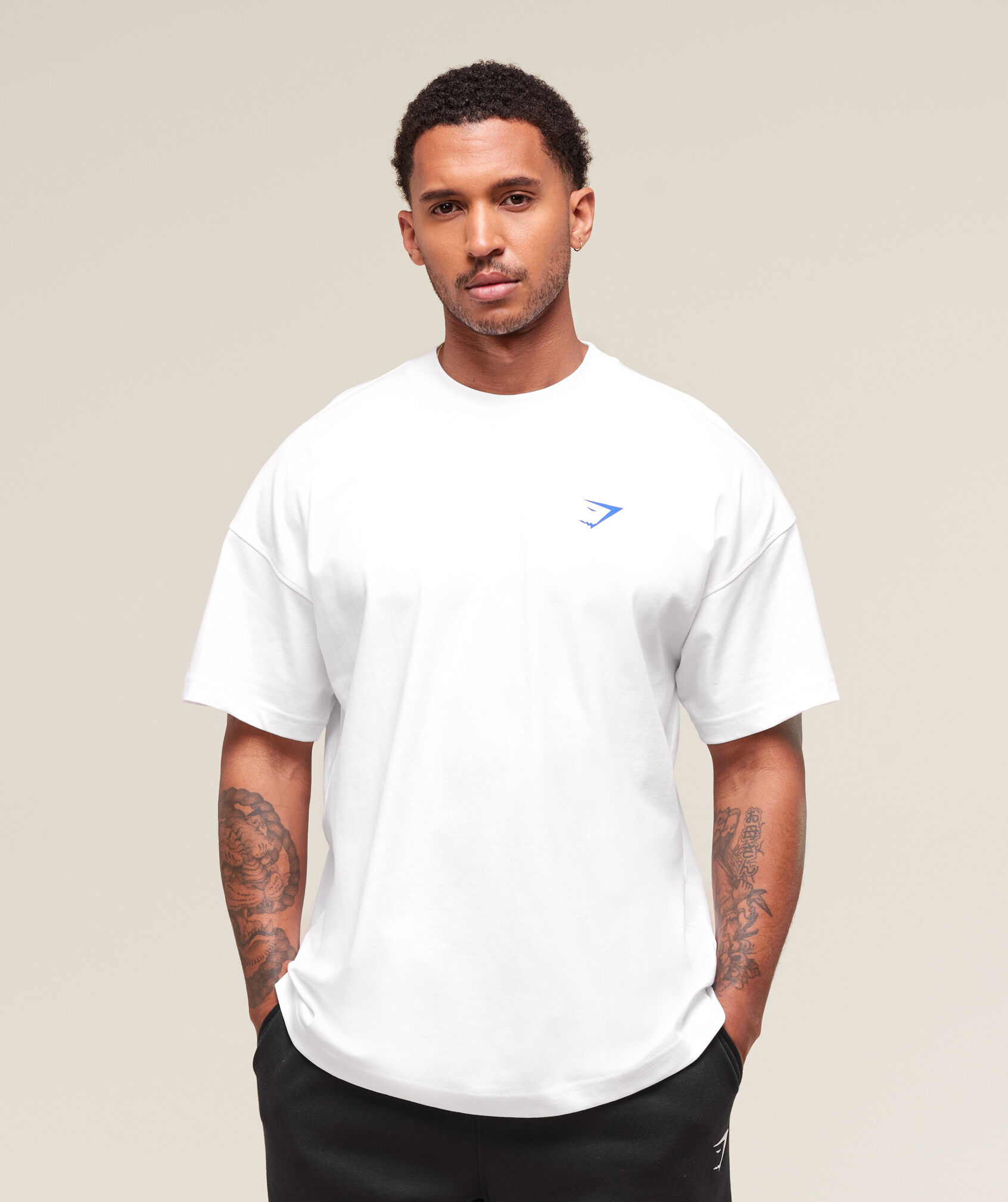 【HYDROGEN】 ★ Uni Big Glass Graphic Graphic S/S T-Shirt ★ Hey Jean 2-Sided T-Shirt - White – YMH Studios Online Store