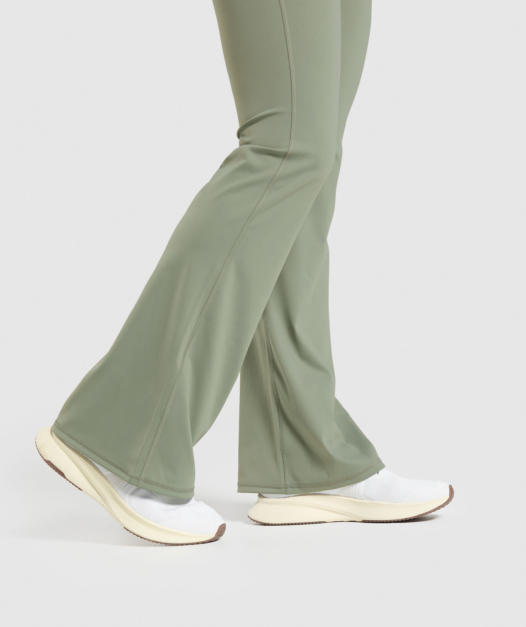 Elevate Flared Leggings 2.0