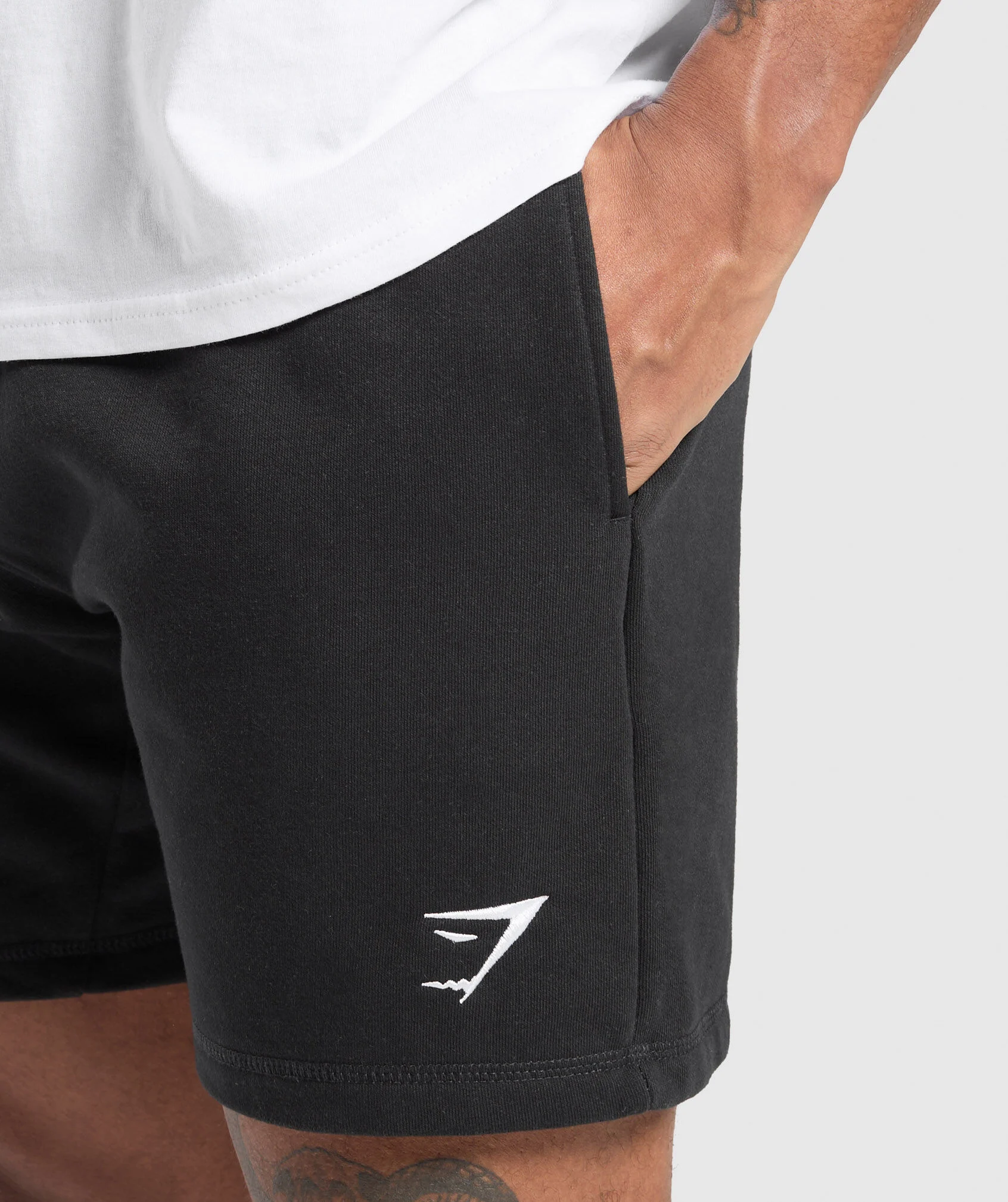 Crest 7" Shorts
