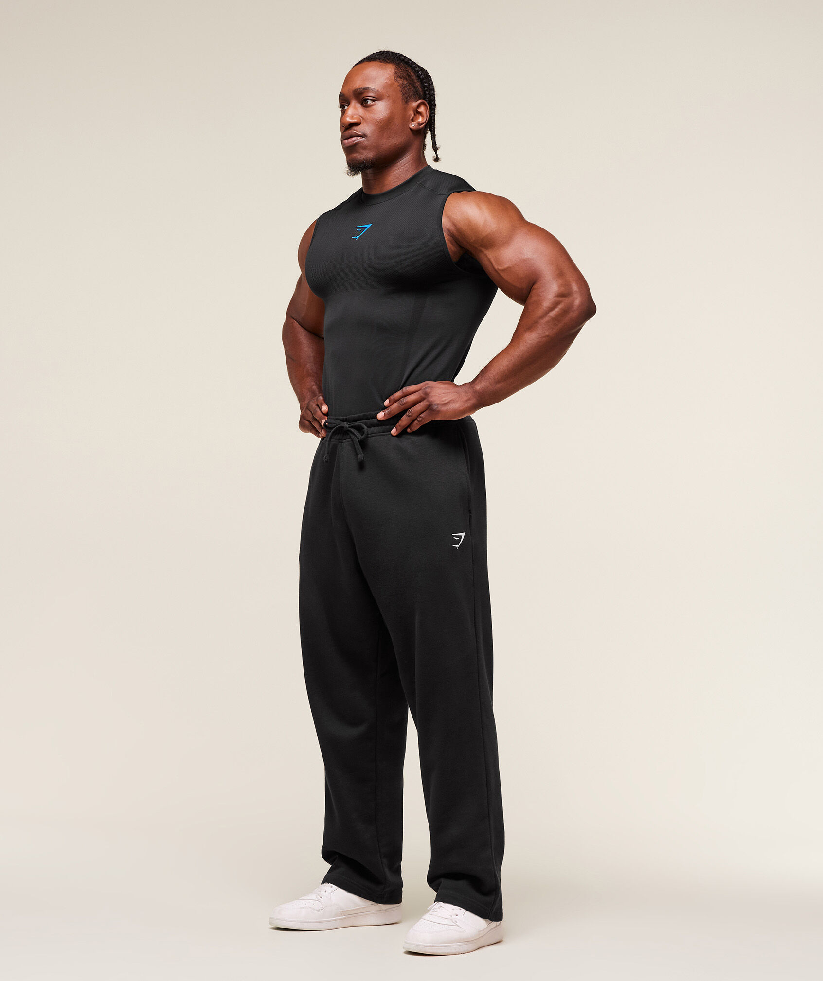 Shop Onyx 5.0 Seamless Tank BLACK/BLACK - Gymshark Jeddah & Riyadh