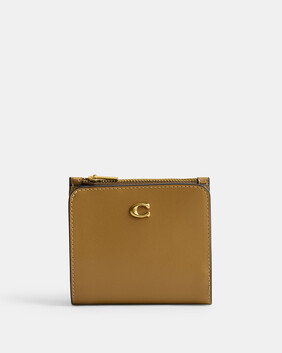 Refined Calf Leather Essential Slim Billfold Wallet