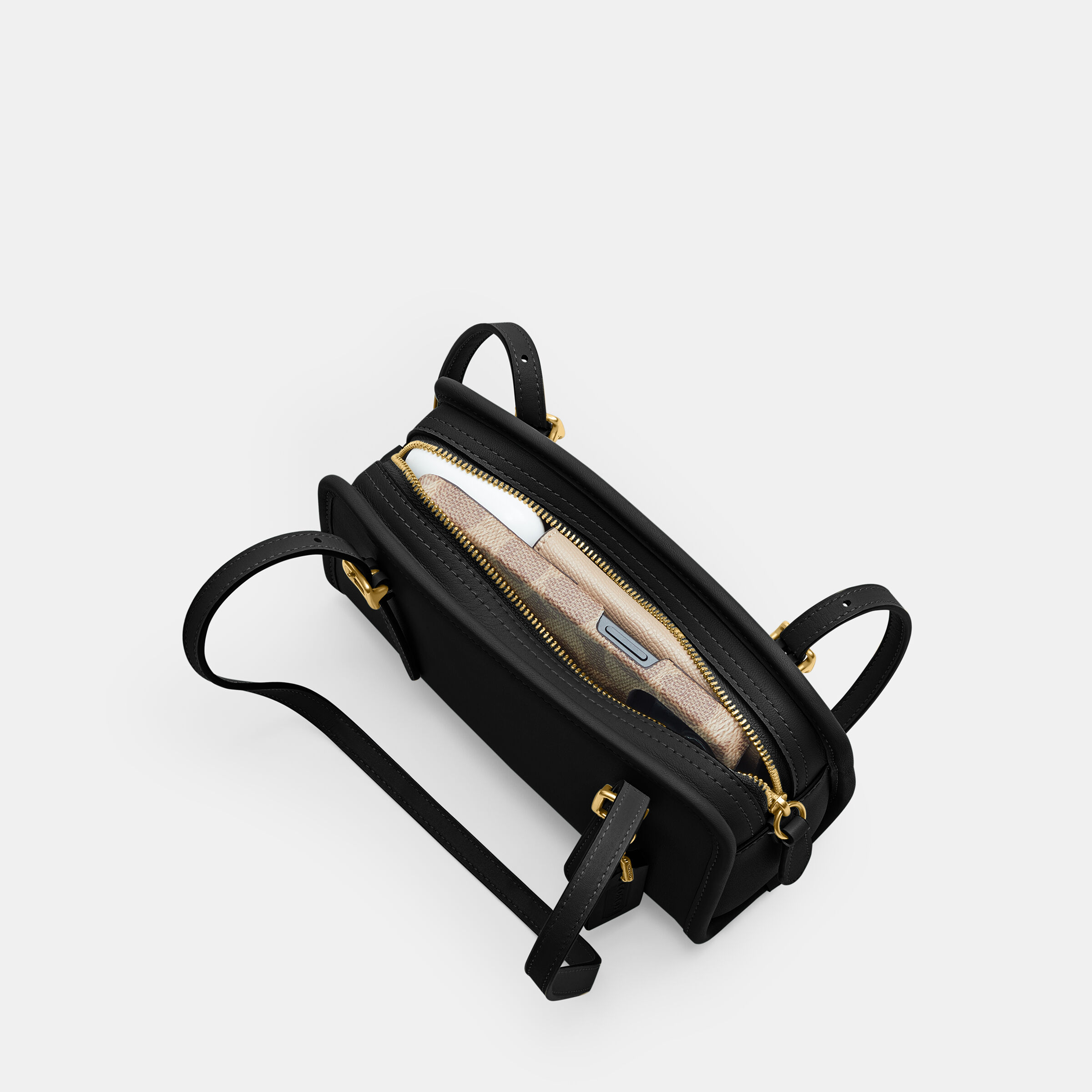 Buy COACH Swing Zip Bag 20 Black Online in Kuwait