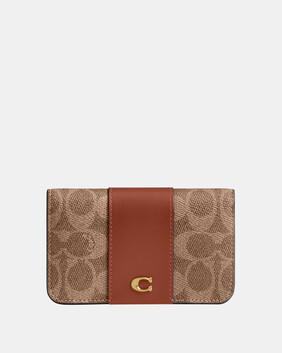 Essential Slim Card Case In Signature Canvas