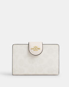 محفظة متوسطة بسحاب جانبي، قماش قنب بشعار الماركة