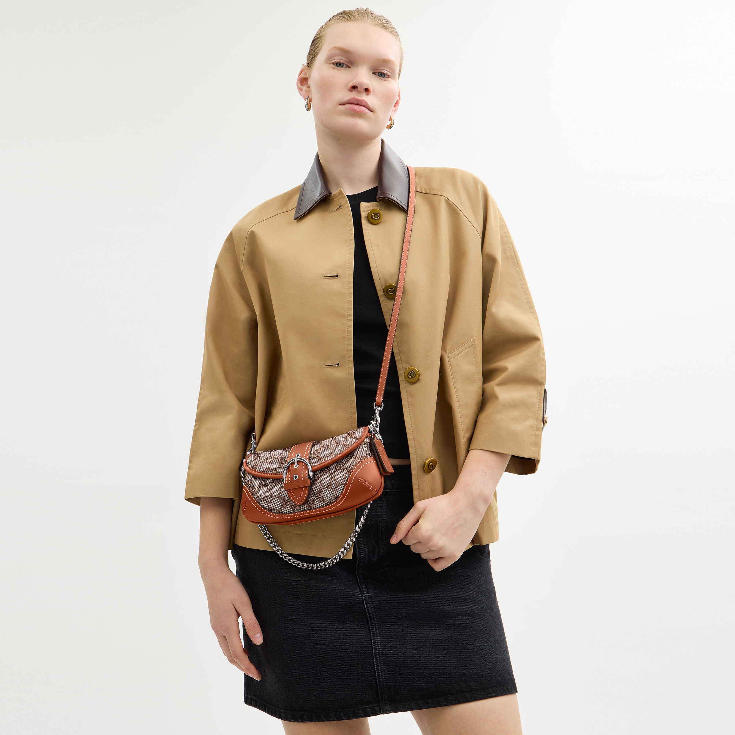 Buy COACH Soho Bag 25 In Crystal Signature Jacquard Brown Online