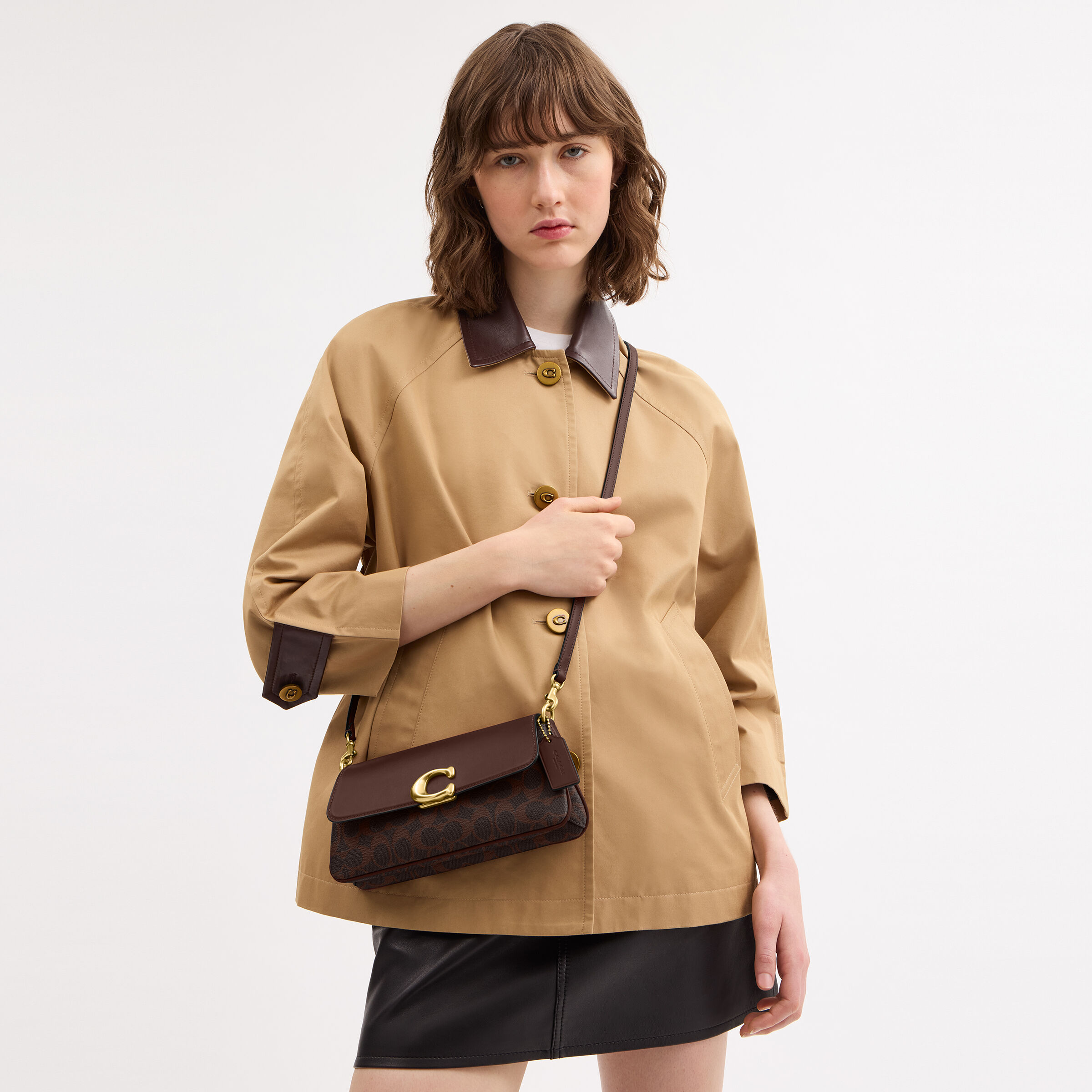 バッグ 2201 Vintage Coach Shoulder Bag Brown Buy COACH Jet Shoulder Bag In Signature Canvas DARK BROWN Online