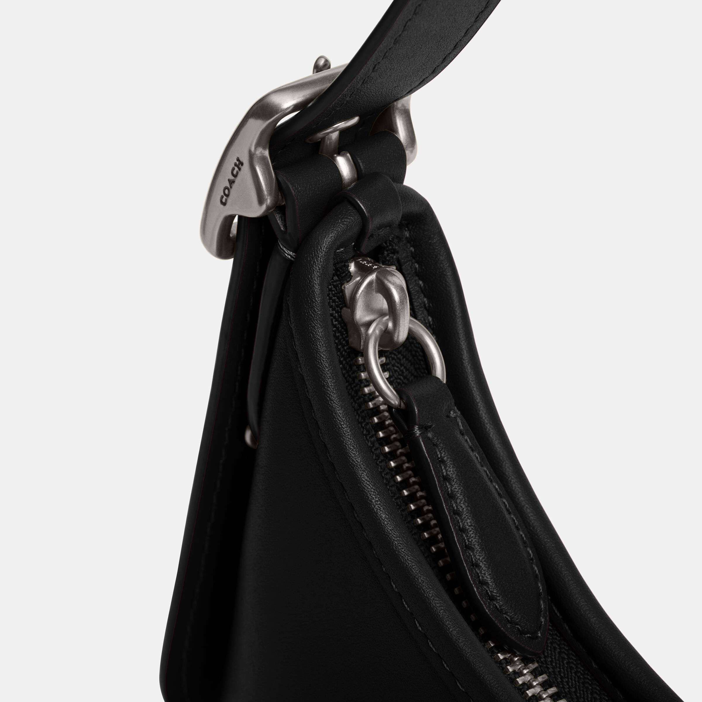 Buy COACH Hamptons Hobo Bag Black Online in UAE