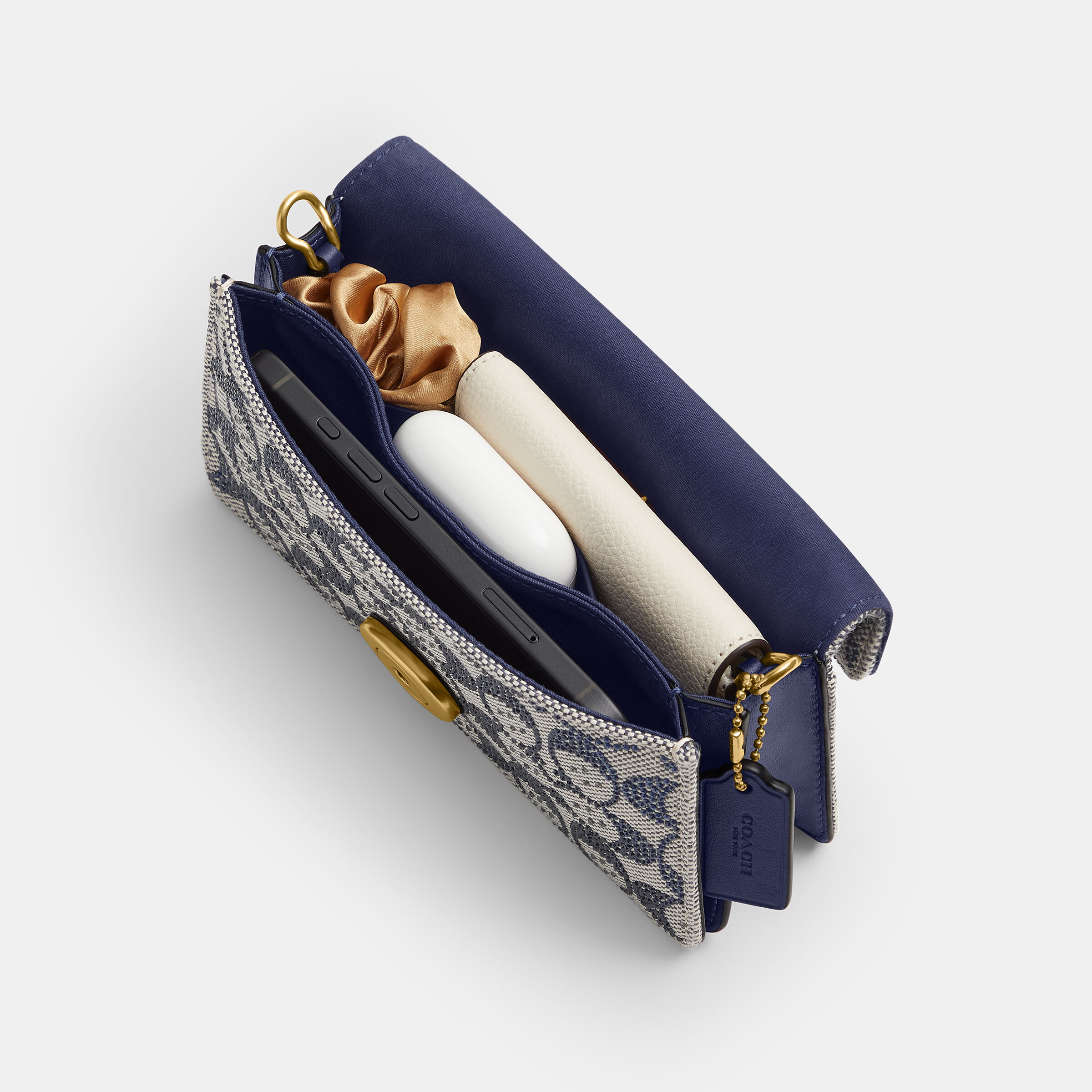 希少 Coach Smoke Blue Signature Jacquard Buy COACH Crystal Signature Jacquard Tabby Chain Crossbody 19 Blue