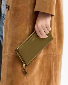 New York Slim Accordion Zip Wallet