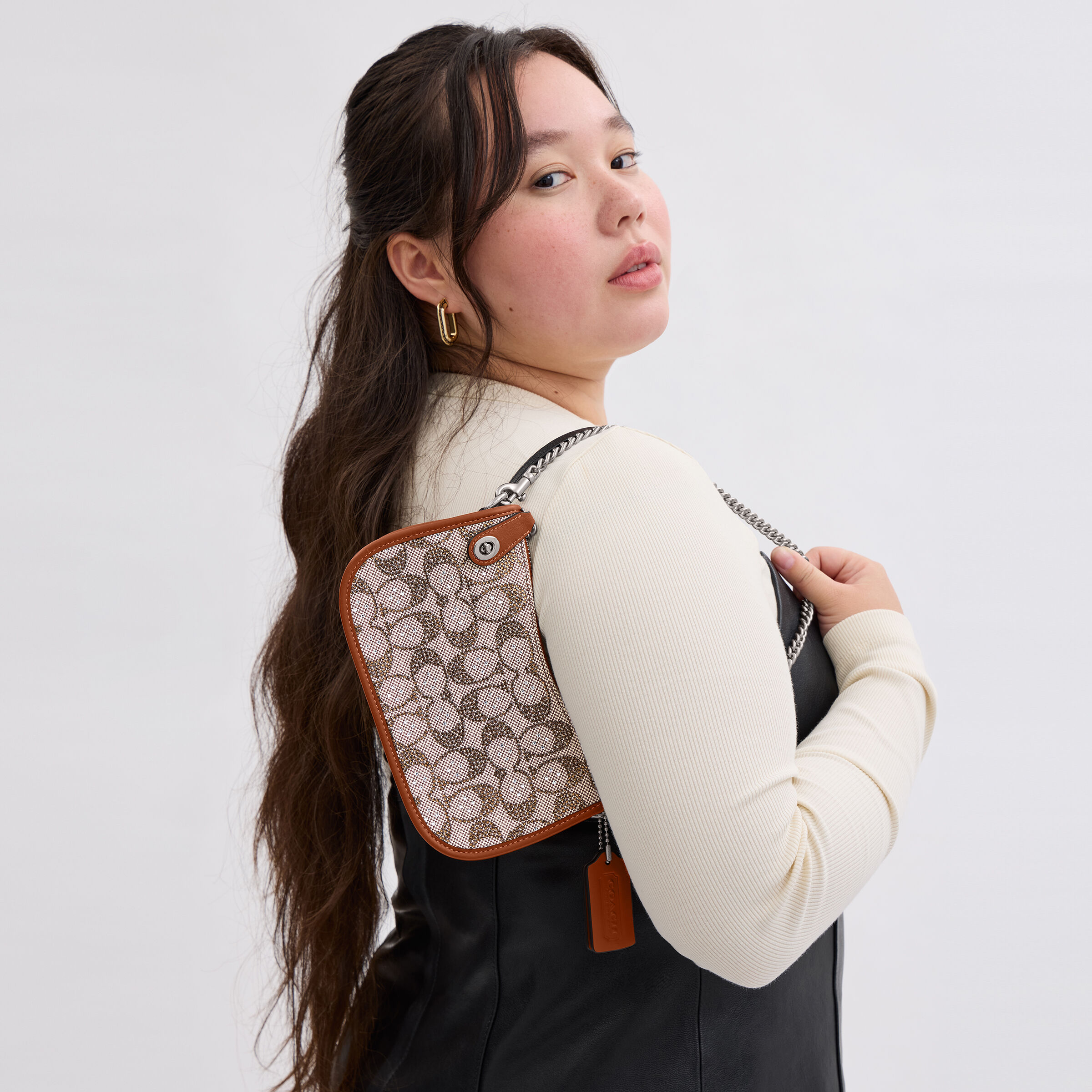 Buy COACH Swinger Bag 20 In Crystal Signature Jacquard 20 Brown